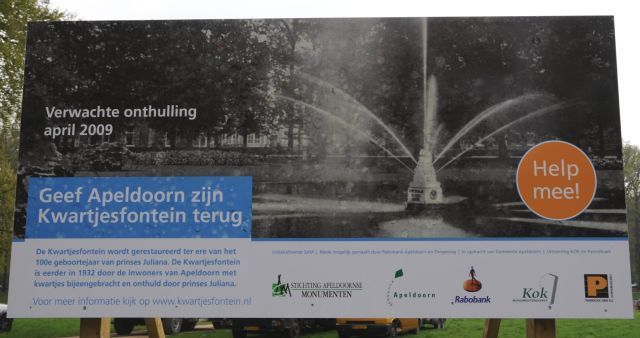 Herplaatsing Kwartjesfontein in het verzetstrijderspark, te Apeldoorn