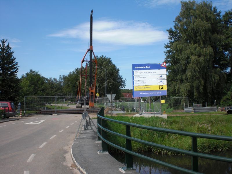 Nieuwbouw 2 betonnen verkeersbruggen in de Gemeente Epe
