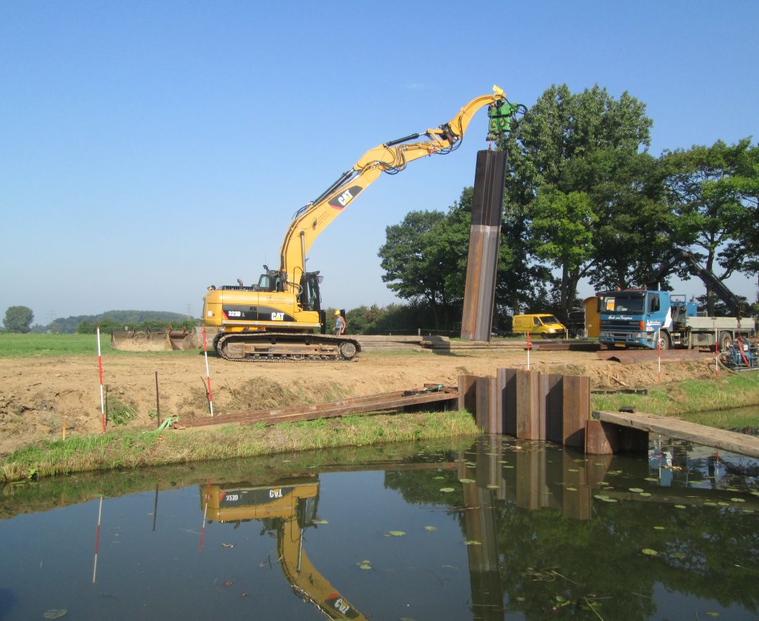 Nieuwbouw stuw en vispassage Breemade